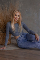 Rencontre fille ukrainienne natalia de poltava avec Blond cheveux, age 35 photo-13