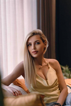 Perfect woman valentina from buffalo with Blonde hair age 37 photo-36