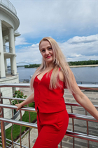 Belle femme roumaine ilona de bucharest avec Blond cheveux 49 ans photo-26