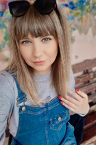 Femmes incroyables d'Ukraine lesya de v. lyutizh avec Chatain clairs cheveux, âge 34 photo-8