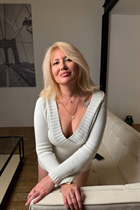 Dating a ukrainian girl viktoriia from kiev with Blonde hair age 48 photo-7