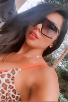 Ukrainian bride daniela from medellin with Black hair age 32