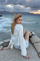 Bride from wrocław veronika with Blonde hair age 24 photo-42