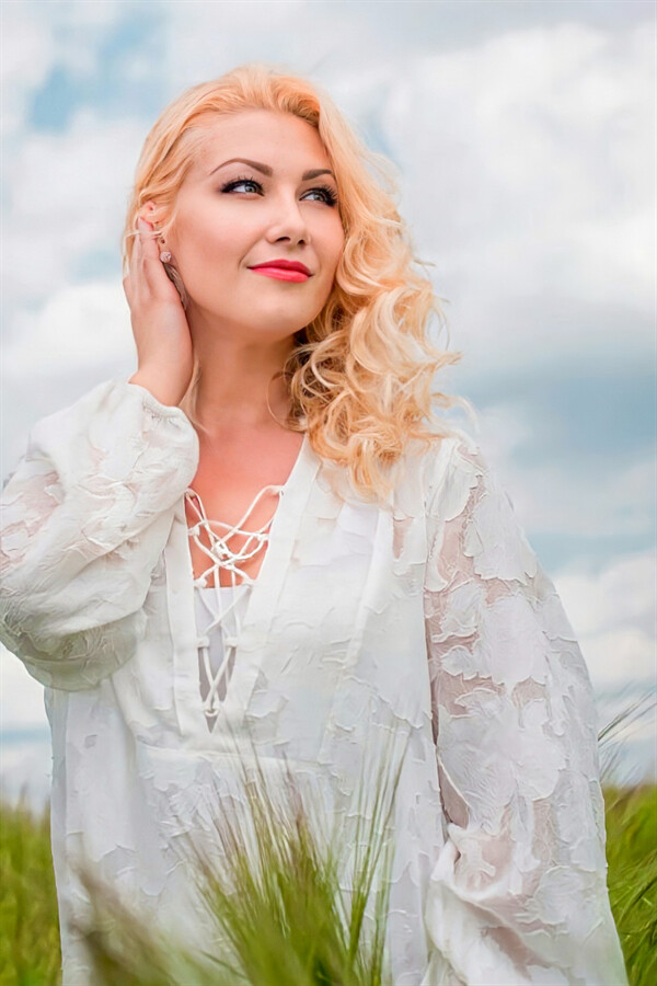 Gorgeous Olga 42 Y O From Mariupol With Blonde Hair ID 858601