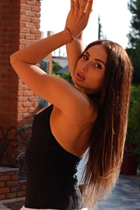 Jolie fille ukrainienne farida de kiev avec Noirs cheveux, âge 33 photo-22