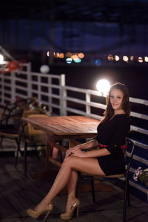 Russian hot woman kateryna from khadera with Light Brown hair age 24