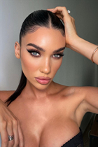 Belle femme allemande melinda de berlin avec Noirs cheveux 26 ans photo-3