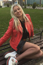 Date ukrainian anna from sumy with Blonde hair age 34 photo-13