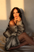 Chica ucraniana soltera vladlena de zaporozhye con pelo Marrón oscuro y edad 23 photo-14