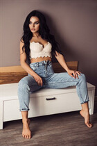 Deslumbrante mujer ucraniana natalya de rivne con pelo Negro y edad 31 photo-3