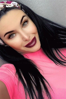 Ukrainian mail order bride viktoriya from odessa with Black hair age 27