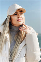 Dating a ukrainian girl anastasia from odessa with Blonde hair age 26 photo-3