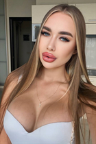 Girl in Ukraine valeriia from kharkov with Light Brown hair age 22