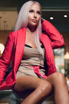 valencia mariée eleonora avec Blond cheveux, âge 46 photo-12