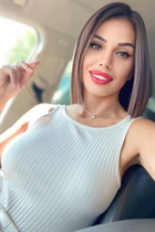 Romanian woman alexandra from bucurest with Dark Brown hair 35 years old photo-2