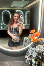 Ukrainian wife alena from khmelnytskyi with Dark Brown hair age 45 photo-4