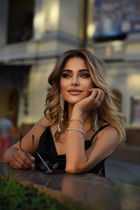 Ukrainian single woman yana from kiev with Blonde hair age 33 photo-6