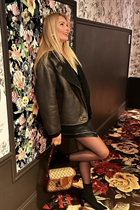 Ukrainian woman online olena from kiev with Blonde hair age 43 photo-11