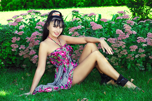 Beautiful woman of Ukraine irina from cherkassy with Black hair age 48 photo-9