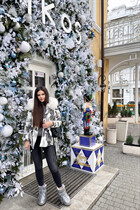 Ukrainian beauty valeria from kremenchug with Black hair age 28 photo-6