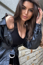 Mariée de london katolina avec Brunette cheveux, âge 25 photo-4