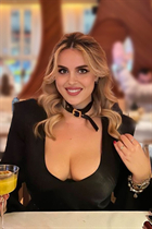 Ukrainian woman for dating daryna from kiev with Blonde hair age 19 photo-1