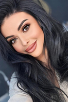 Beautiful ukrainian woman irma from sumy with Dark Brown hair age 34 photo-4