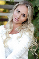 Pretty ukrainian lady alina from donetsk with Blonde hair age 37 photo-1