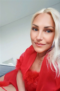 vilnius bride olya with Blonde hair age 45