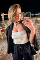 Ukrainian woman for marriage christina from kyiv with Dark Brown hair age 41 photo-9