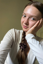 Bride from bangkok alina with Light Brown hair age 28 photo-10