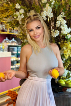 Rencontre fille ukrainienne olga de kiev avec Blond cheveux, age 45 photo-5