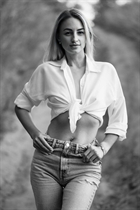 Ukrainian lady iuliia from krapivnitsky with Blonde hair age 38 photo-9