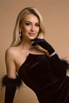 Bride from ribamontan al monte tatiana with Blonde hair age 39 photo-45