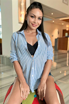 Bride from warsaw kateryna with Black hair age 35 photo-1