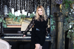 Pretty Ukrainian girl natalia from odessa with Blonde hair age 50 photo-5