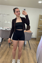 Date ukrainian victoriia from kropyvnytskyi with Black hair age 21 photo-4
