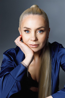 Ukrainian bride nataliia from sumy with Blonde hair age 45