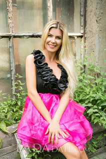 Stunning Ukrainian woman anzhela from kharkov with Blonde hair age 55