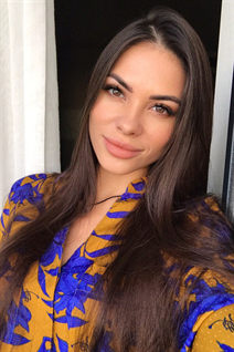 Stunning Ukrainian girl albina from kiev with Dark Brown hair age 36