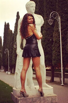 Dating ukrainian woman irina from kiev with Dark Brown hair age 41 photo-4