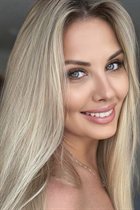Belle fille allemande anna de munich avec Blond cheveux 39 ans photo-1