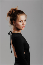 Dating a moldovan girl irina from tiraspol with Light Brown hair age 28 photo-5