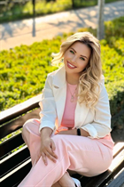 mobile mariée sabina avec Blond cheveux, âge 34 photo-35