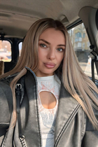 Single Ukrainian lady inna from pokrov with Blonde hair age 35 photo-2