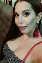Dama ucraniana katerina de berlin con pelo Marrón oscuro y edad 34 photo-11