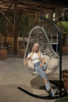 Beautiful women from ukraine olga from kiev with Blonde hair age 40 photo-6