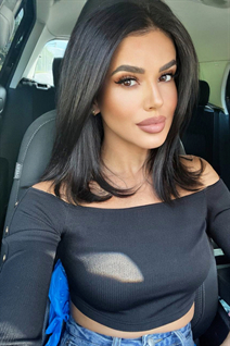 Bride from bratislava barbora with Dark Brown hair age 35