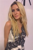 Ukrainian woman online vikky from kiev with Blonde hair age 36 photo-1