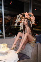 sofia mariée desislava avec Brunette cheveux, âge 37 photo-8